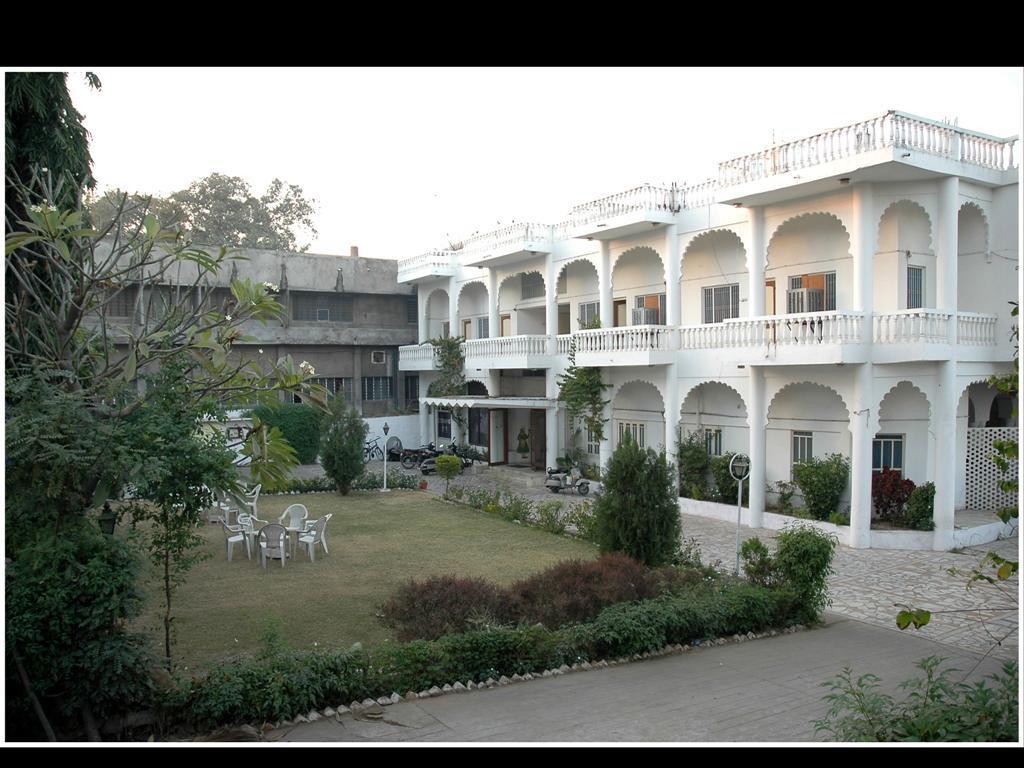 Saheli Palace Udajpur Exteriér fotografie